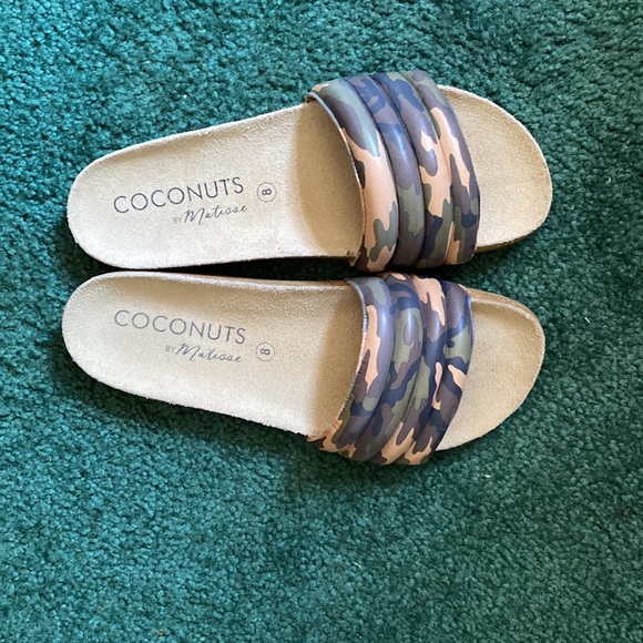 COCONUTS SLIDE ON SANDALS MATISSE SIZE 8 LEATHER UPPER & LINING, SOLES MAN MADE - Picture 2 of 5